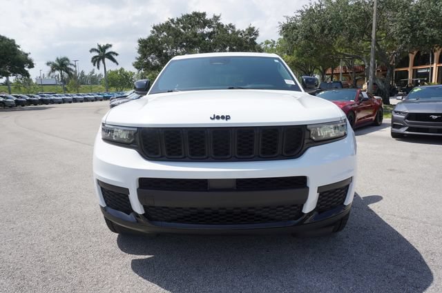 Used 2022 Jeep Grand Cherokee L Laredo RWD image 29