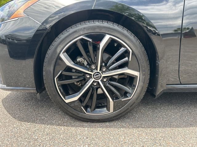 Used 2024 Nissan Altima 2.5 SR FWD image 10