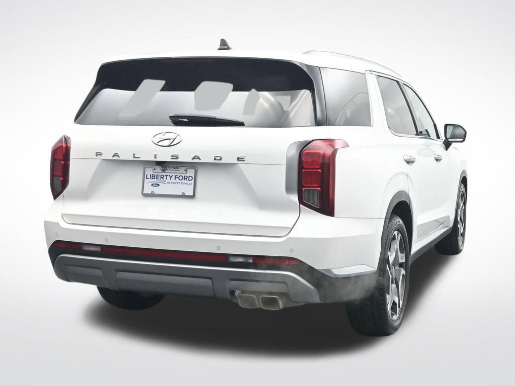 Used 2024 Hyundai Palisade Limited FWD image 7