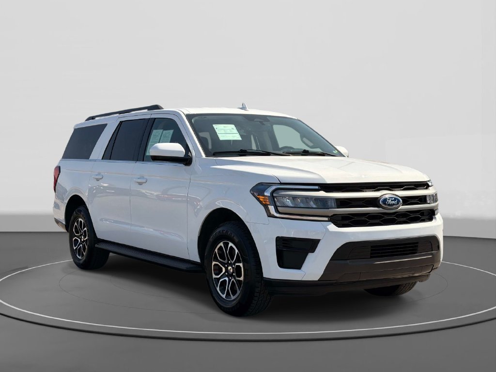 Certified 2024 Ford Expedition Max XLT RWD image 4