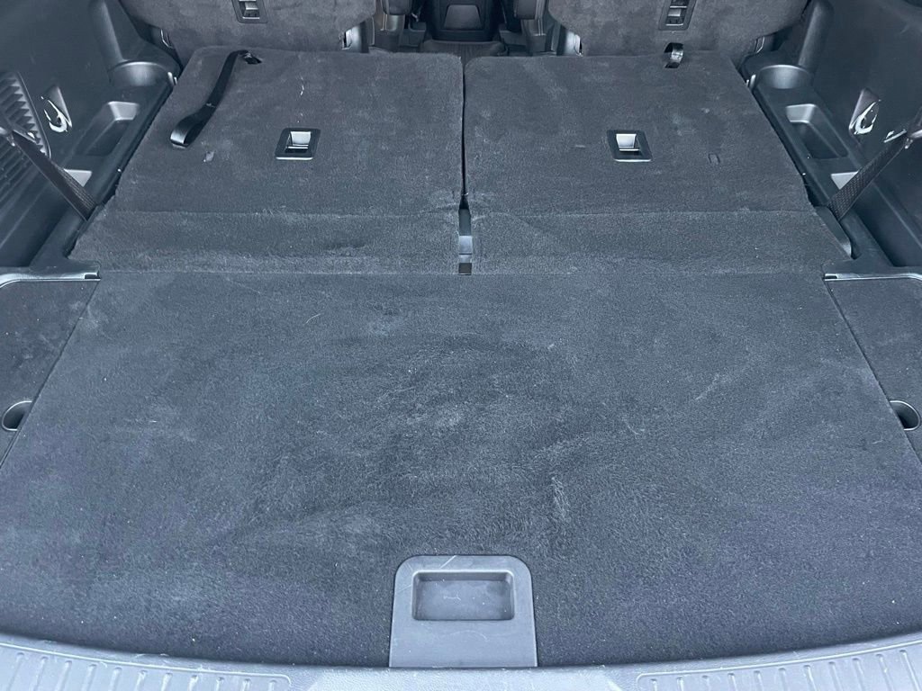 Certified 2024 Ford Explorer XLT w/ Equipment Group 202A image 10