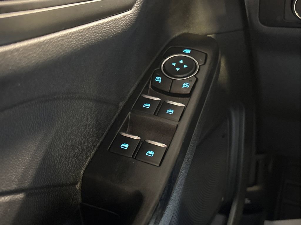 Certified 2025 Ford Escape Active AWD/4WD image 33