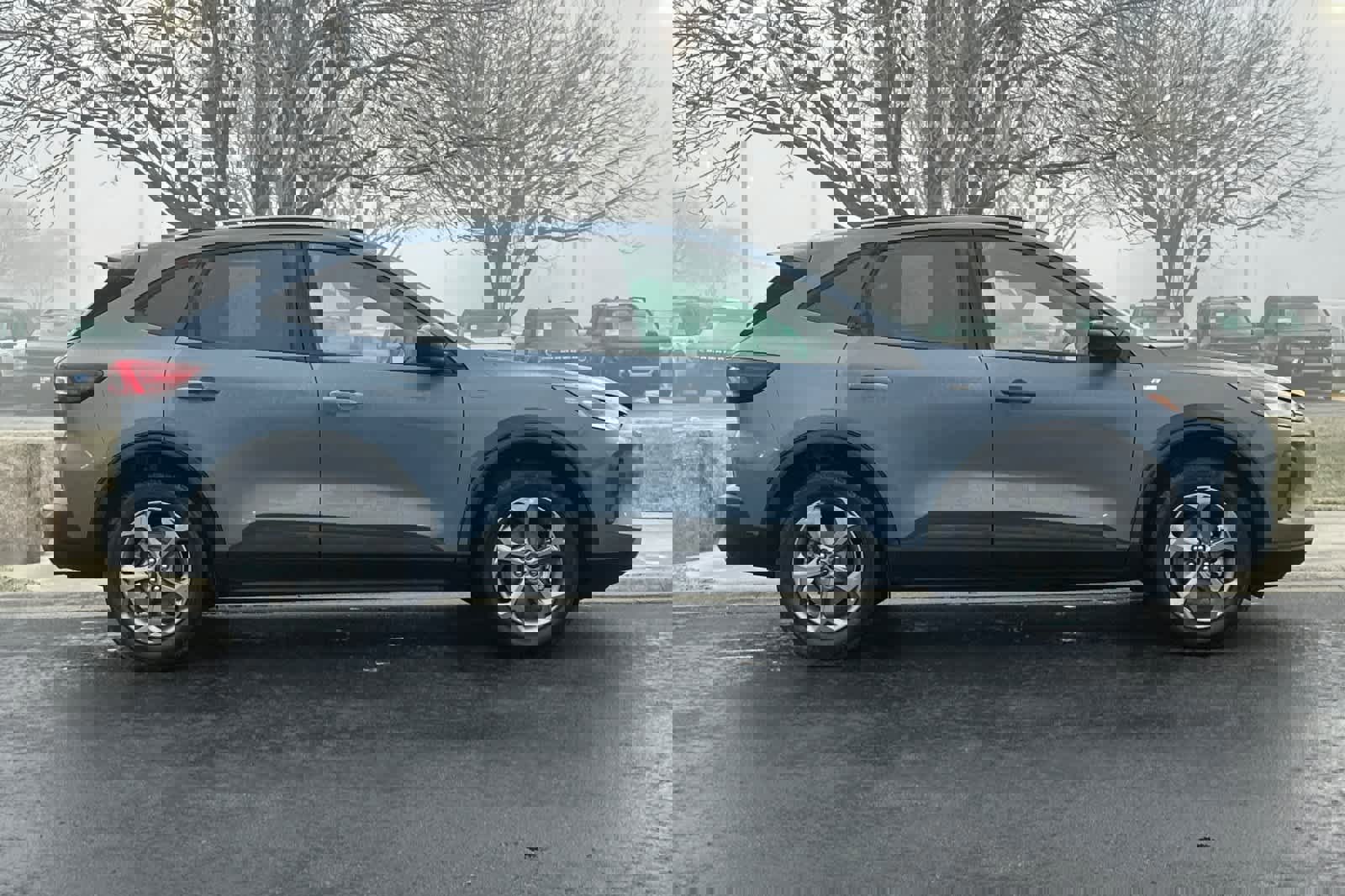Certified 2025 Ford Escape ST-Line w/ Tech Pack #1 image 6