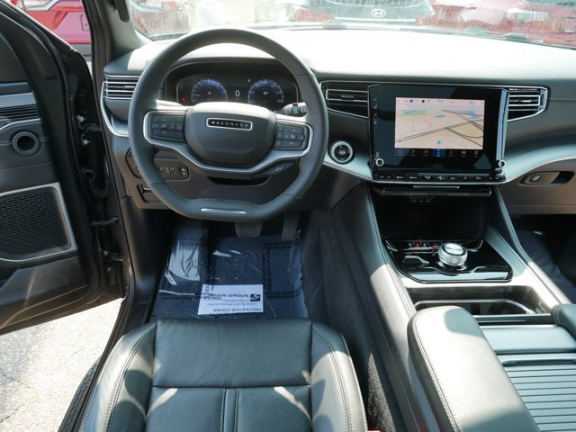 Used 2024 Jeep Wagoneer Series II AWD/4WD image 21