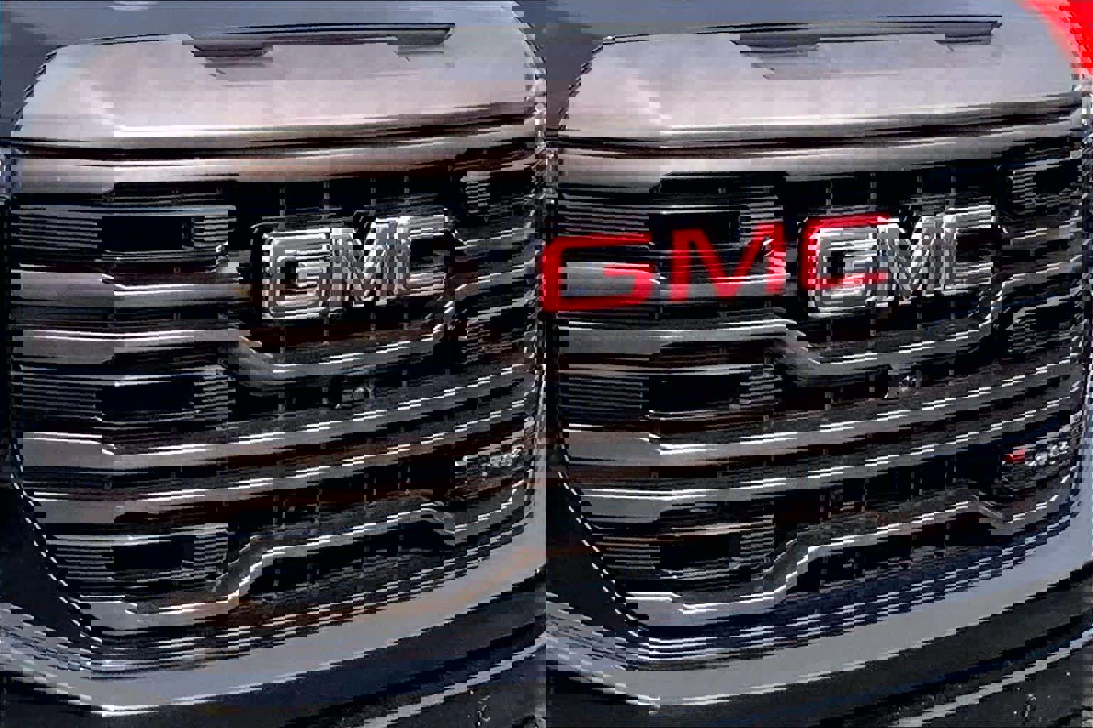 Used 2023 GMC Sierra 1500 AT4X image 27