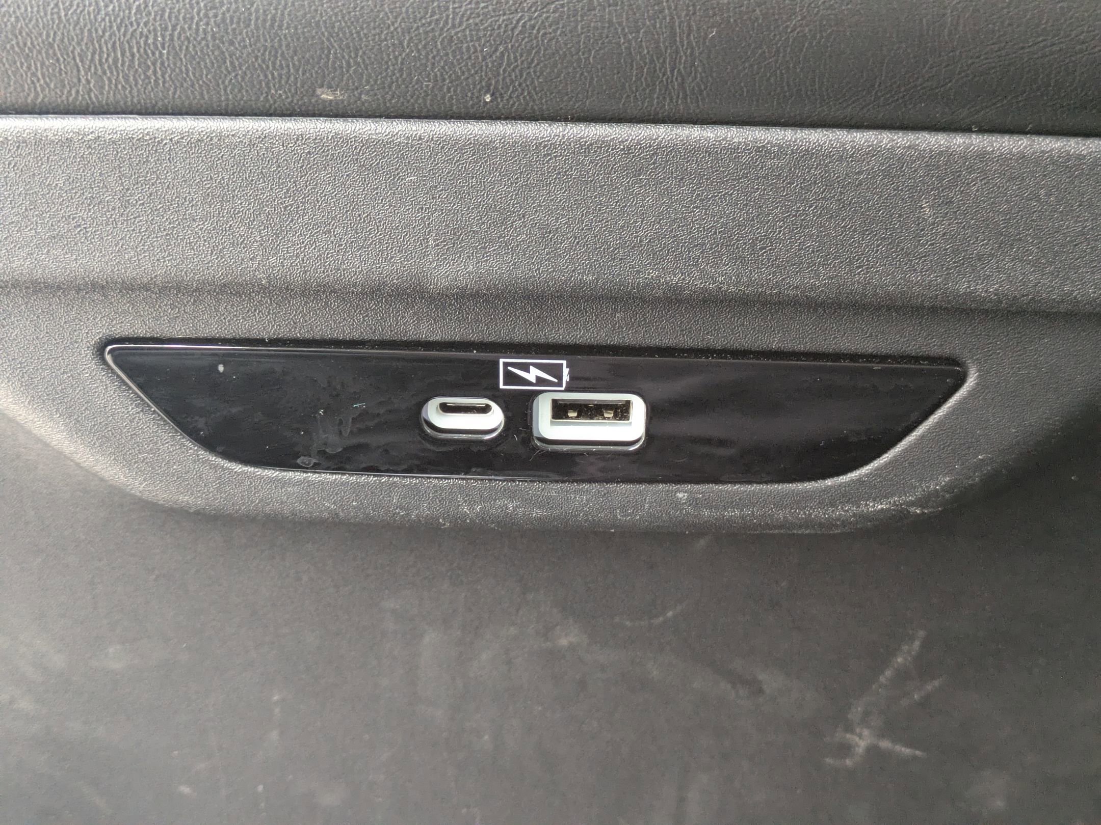 Used 2023 Chrysler Pacifica Touring-L image 26