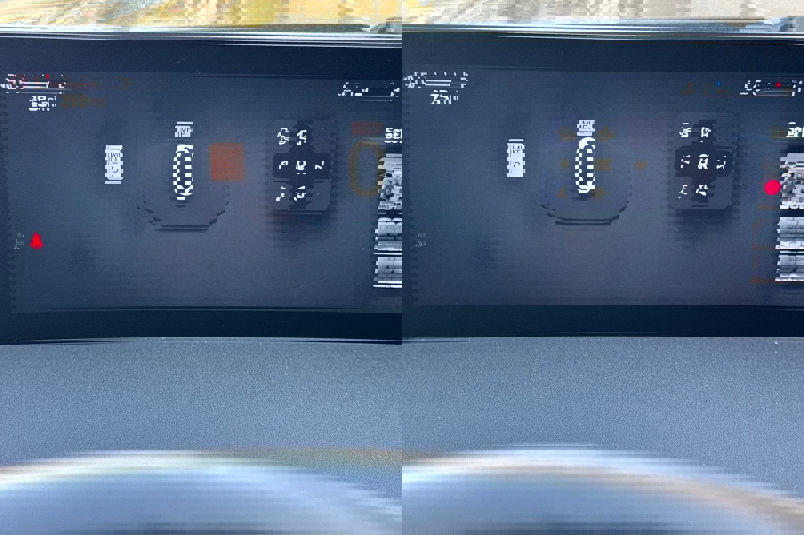 Certified 2025 Ford Expedition Max Platinum image 26