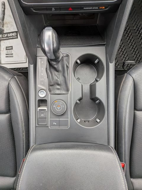 Used 2020 Volkswagen Atlas Cross Sport SE w/ Panoramic Sunroof Package AWD/4WD image 17