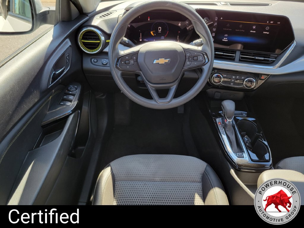 Used 2024 Chevrolet Trax LT FWD image 18