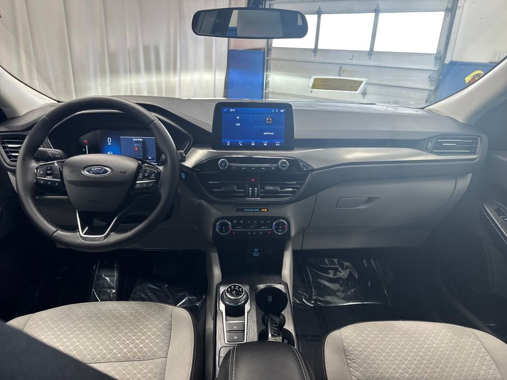 Certified 2023 Ford Escape Active AWD/4WD image 19