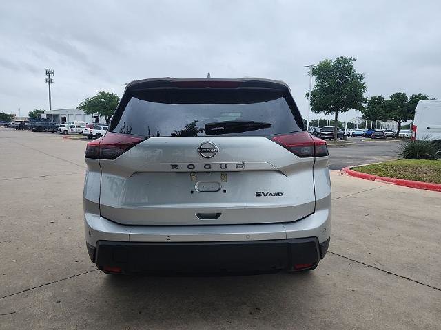 Used 2024 Nissan Rogue SV AWD/4WD image 4