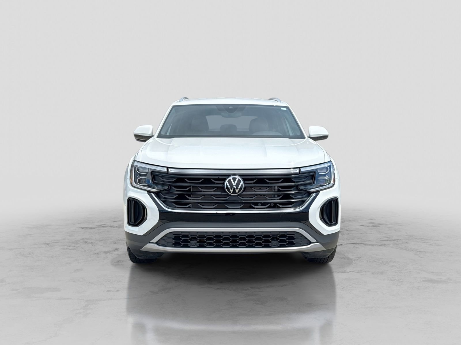 Used 2024 Volkswagen Atlas Cross Sport SE AWD/4WD image 12