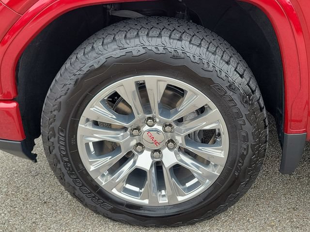 Used 2024 GMC Sierra 1500 Denali w/ Technology Package AWD/4WD image 9
