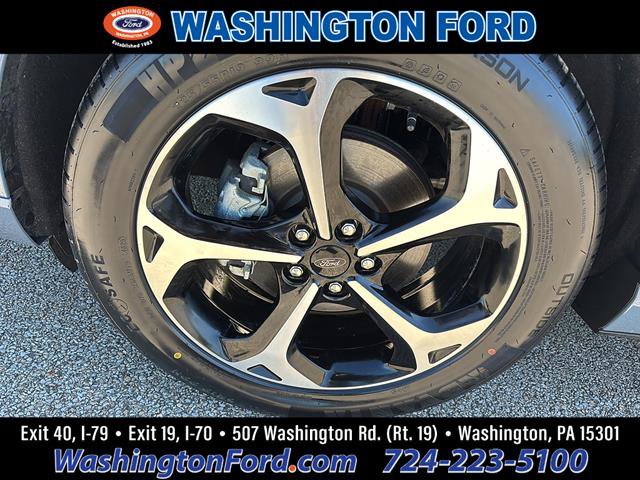 Certified 2024 Ford Escape ST-Line Elite w/ Premium Technology Package AWD/4WD image 9