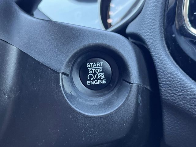 Used 2019 Jeep Compass Limited AWD/4WD image 28