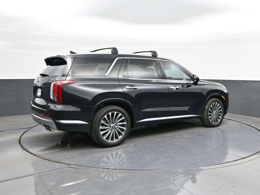 Used 2023 Hyundai Palisade Calligraphy image 15