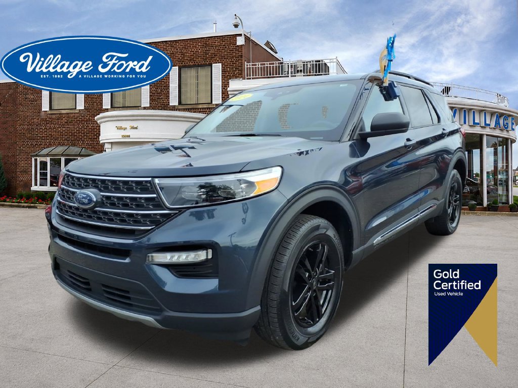 Certified 2023 Ford Explorer XLT w/ Equipment Group 202A