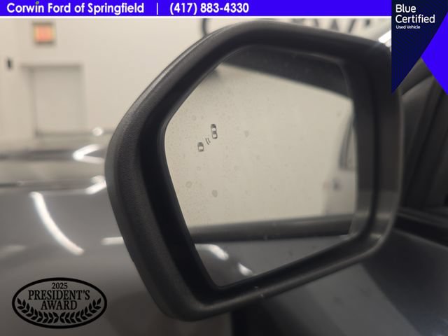 Certified 2022 Ford Explorer XLT w/ Equipment Group 202A AWD/4WD image 38