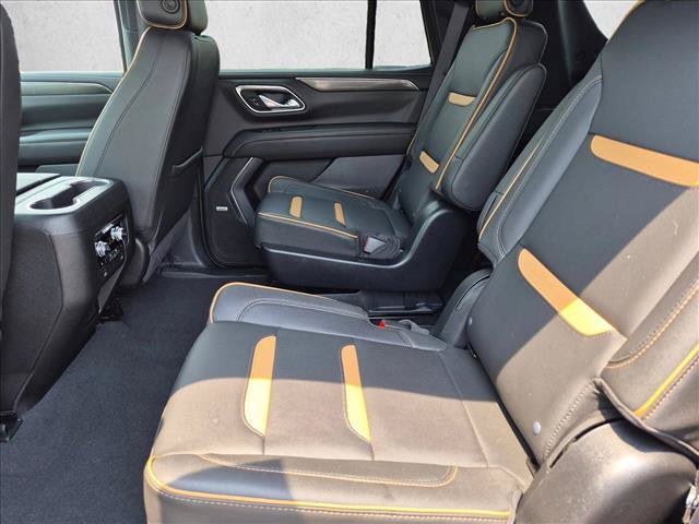 Used 2024 GMC Yukon AT4 w/ Technology Package AWD/4WD image 18