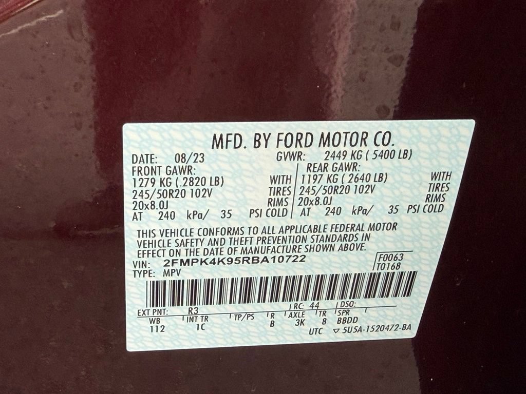 Certified 2024 Ford Edge Titanium w/ Equipment Group 301A AWD/4WD image 48
