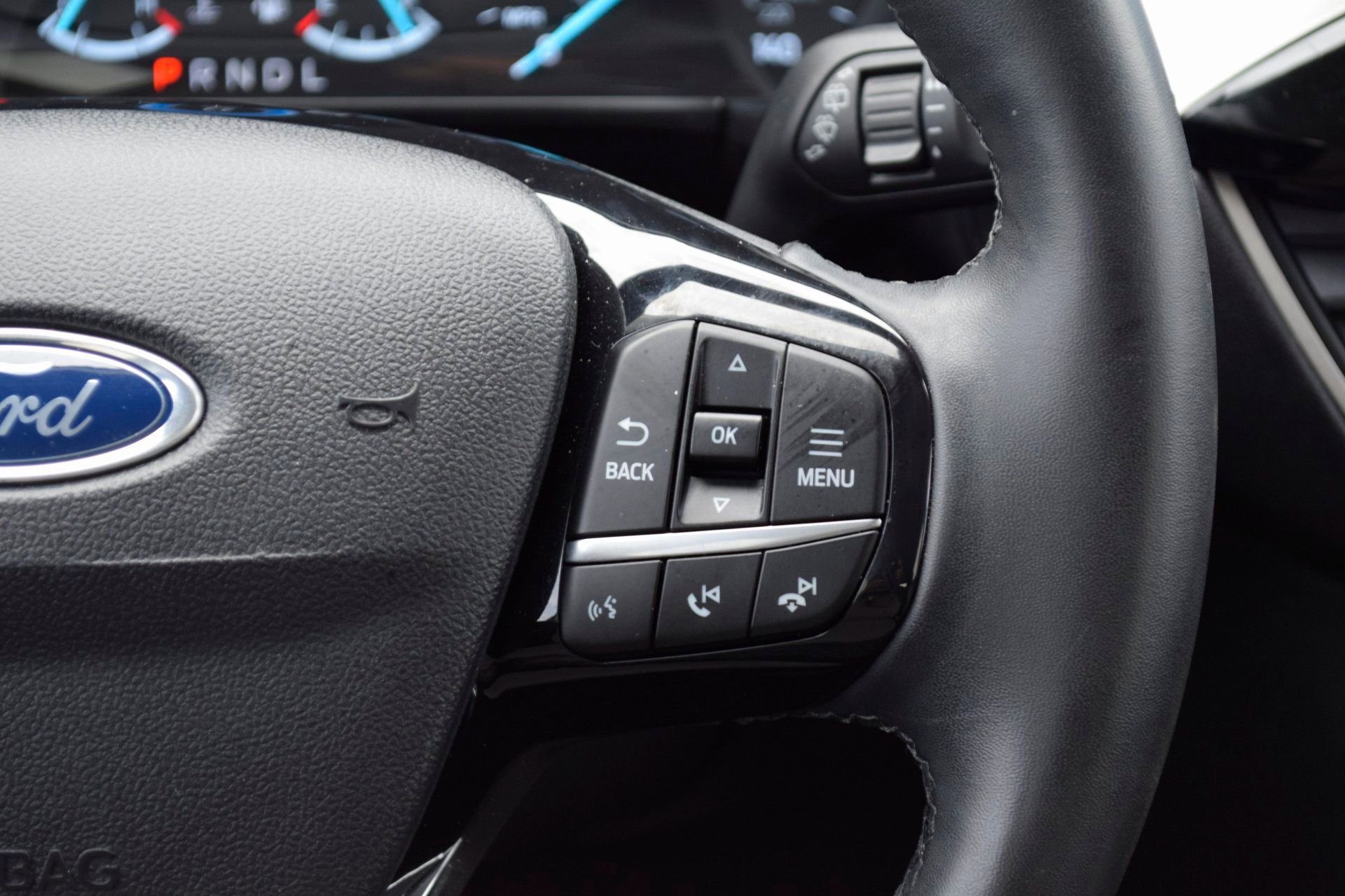 Certified 2022 Ford Escape SE w/ SE Sport Appearance Package image 13