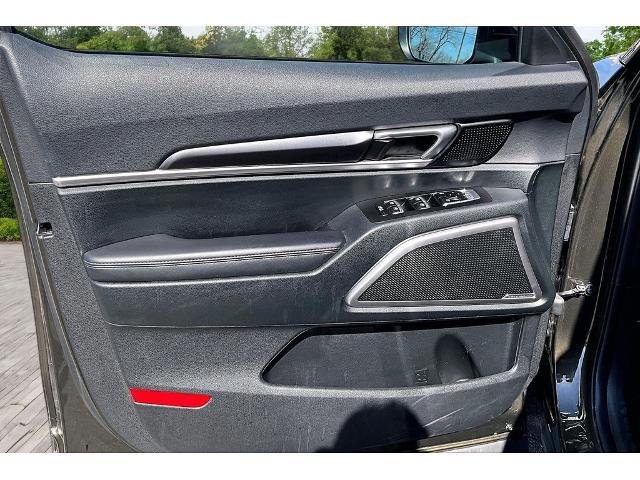 Used 2025 Kia Telluride S image 17
