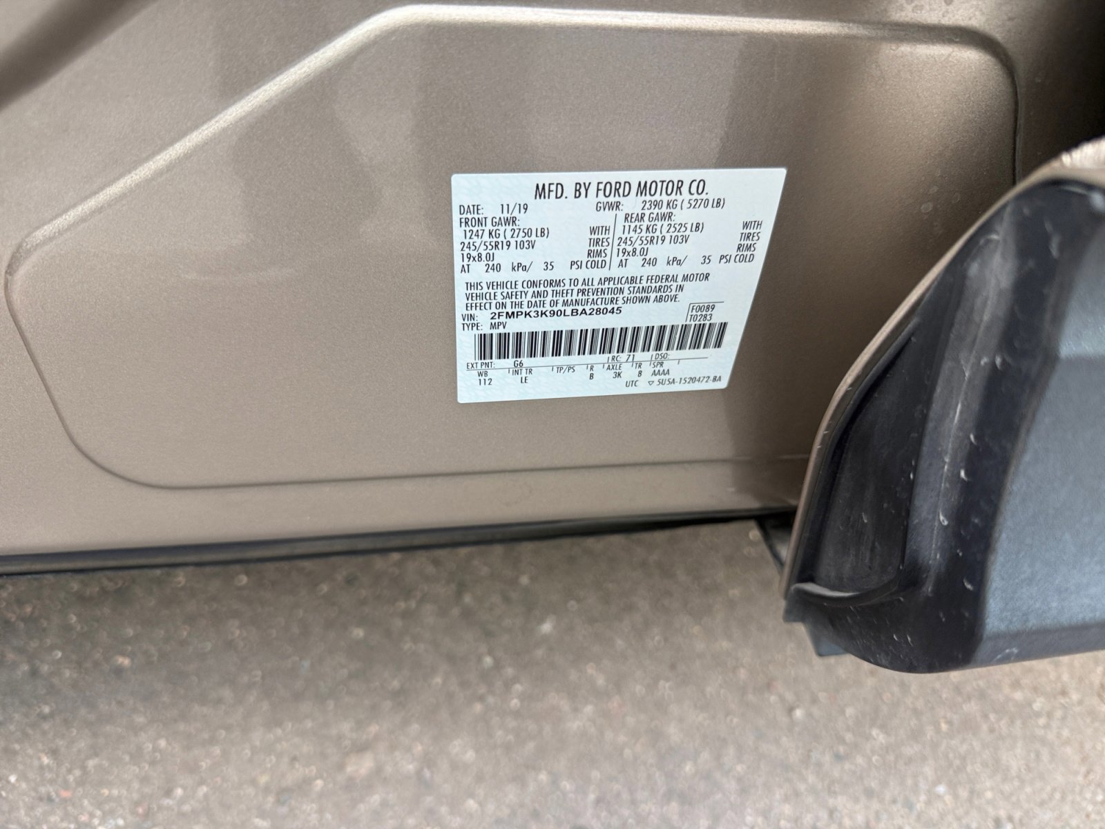 Certified 2020 Ford Edge Titanium image 33