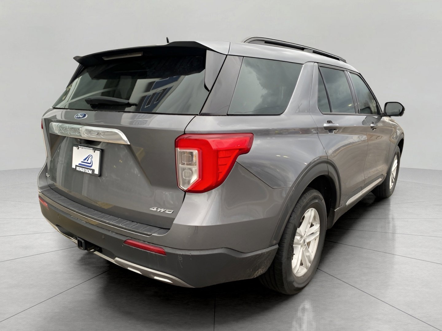 Certified 2023 Ford Explorer XLT w/ Equipment Group 202A image 6