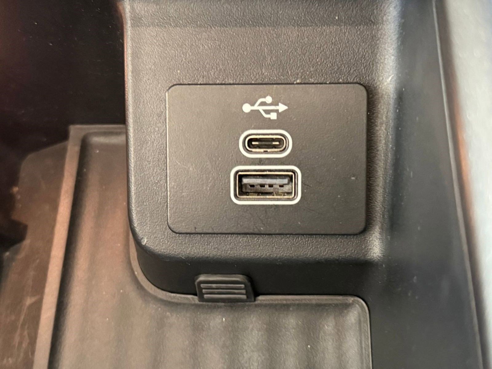 Certified 2025 Ford Expedition Max Active AWD/4WD image 32