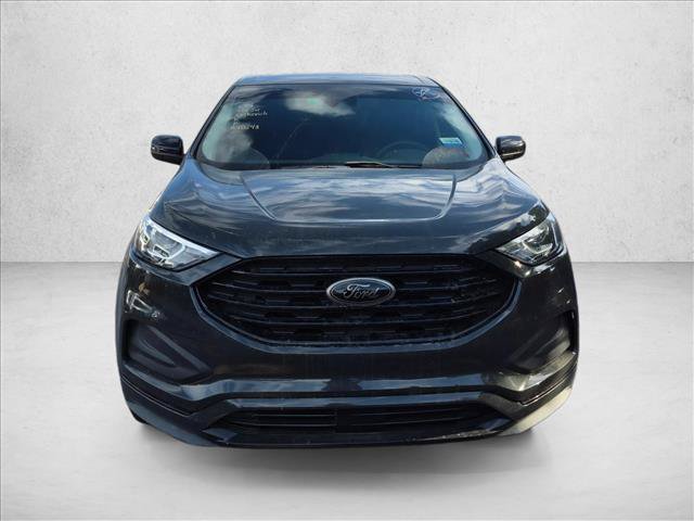 Certified 2022 Ford Edge SE w/ Black Appearance Package AWD/4WD image 2