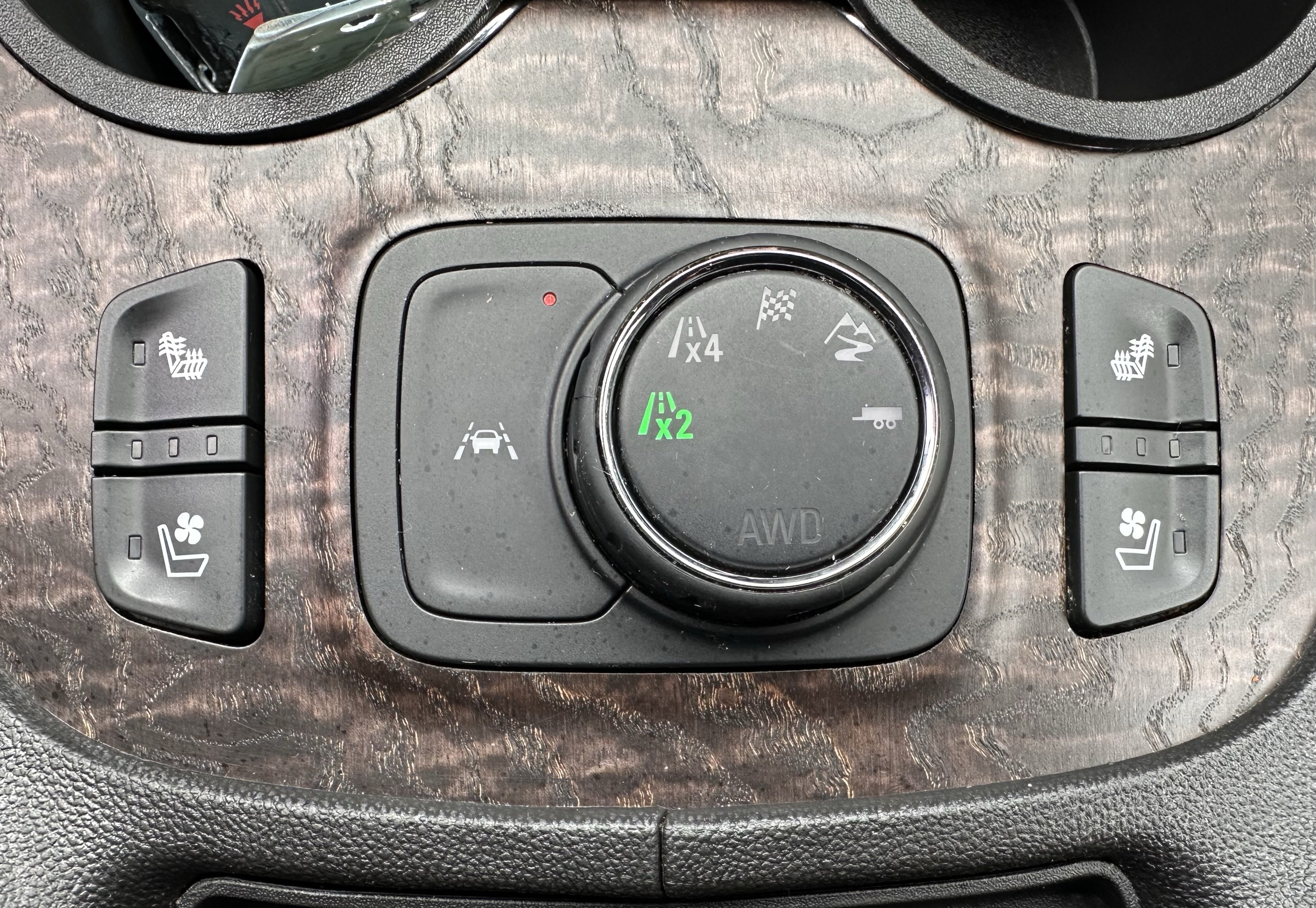 Used 2023 GMC Acadia Denali w/ Black Diamond Edition AWD/4WD image 28