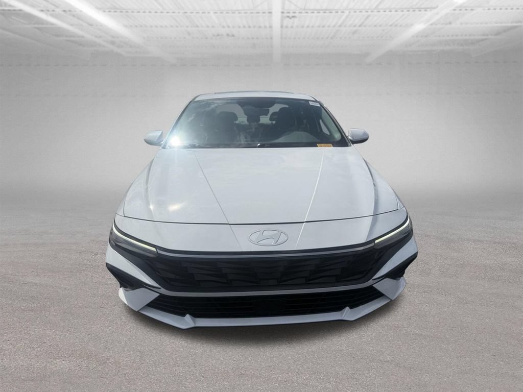 Used 2024 Hyundai Elantra SEL w/ Convenience Package FWD image 14