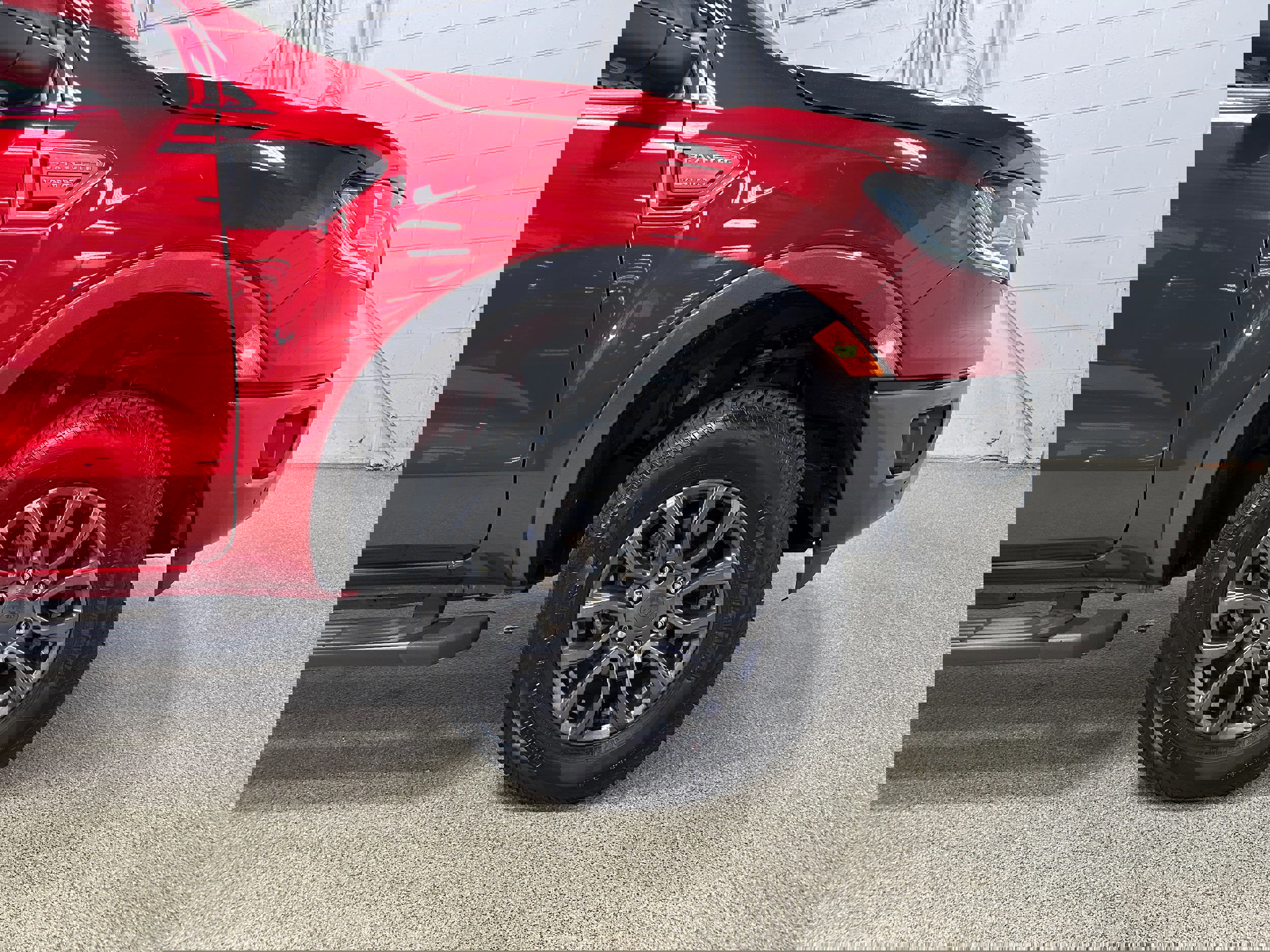 Certified 2021 Ford Ranger Lariat w/ Equipment Group 501A High image 33