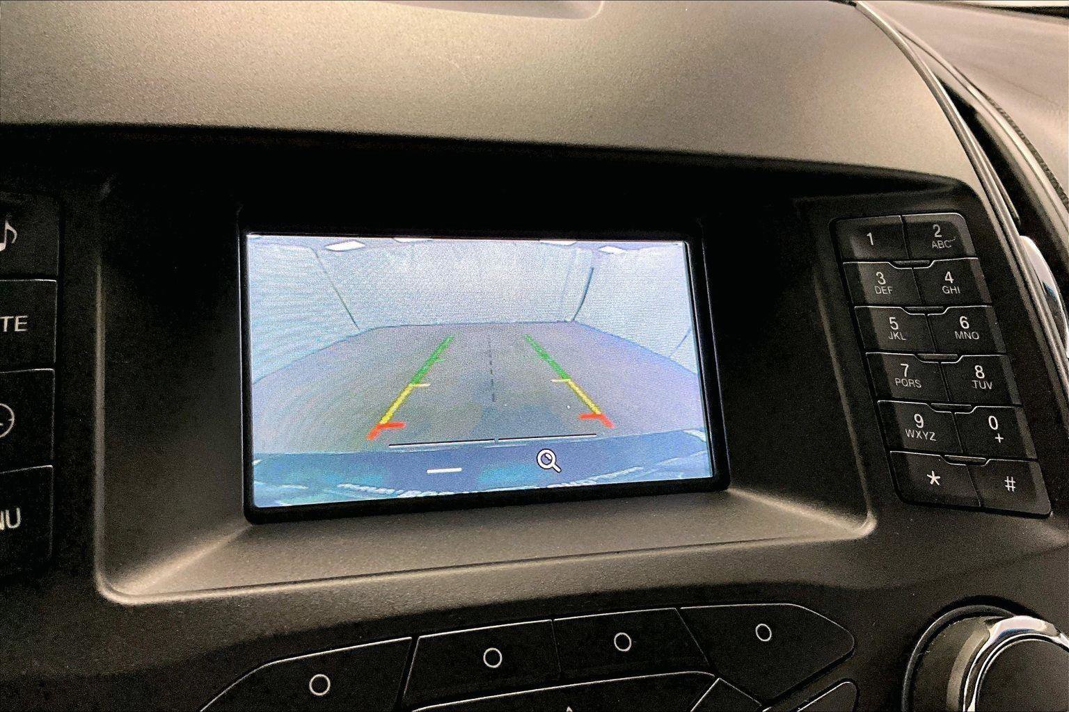 Certified 2018 Ford Edge SE image 20