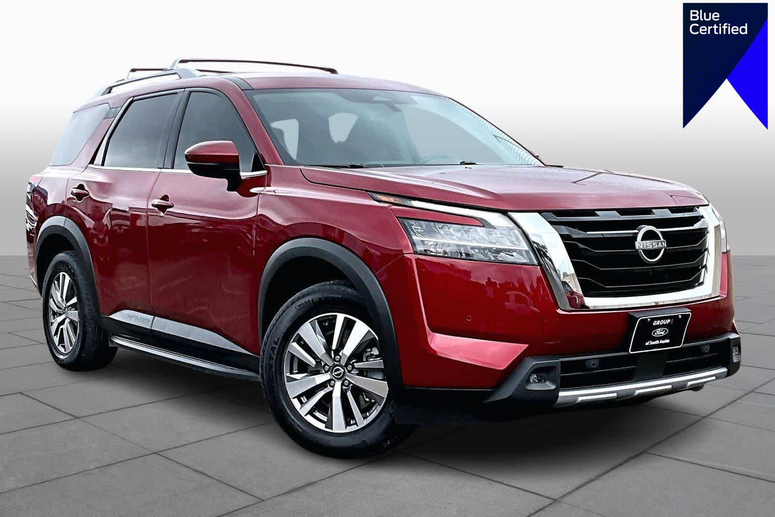 Used 2023 Nissan Pathfinder SL