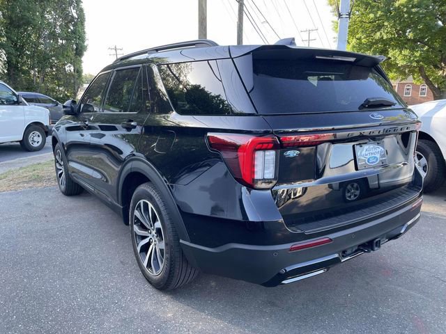 Certified 2025 Ford Explorer ST-Line w/ Premium Package RWD video 2