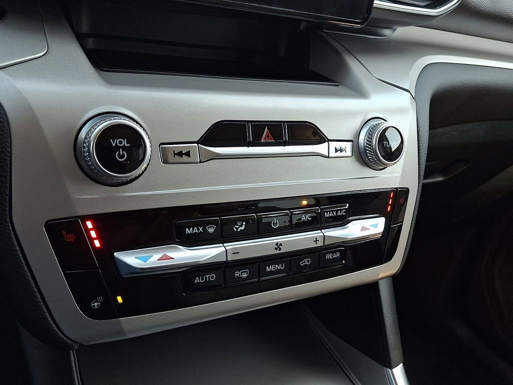 Certified 2023 Ford Explorer XLT w/ Equipment Group 202A image 16