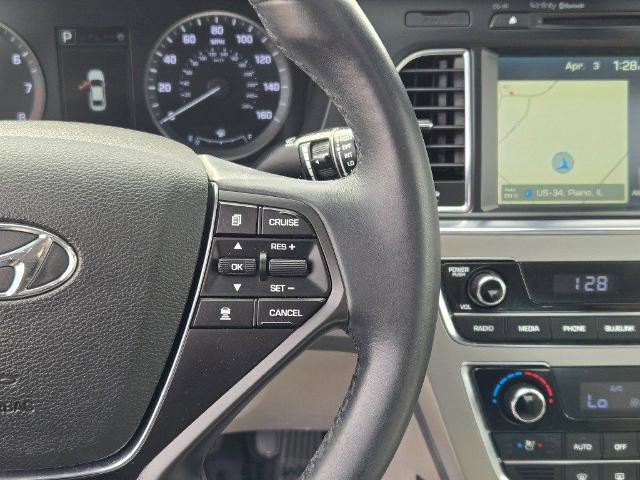 Used 2017 Hyundai Sonata Limited w/ Ultimate Package 04 image 33