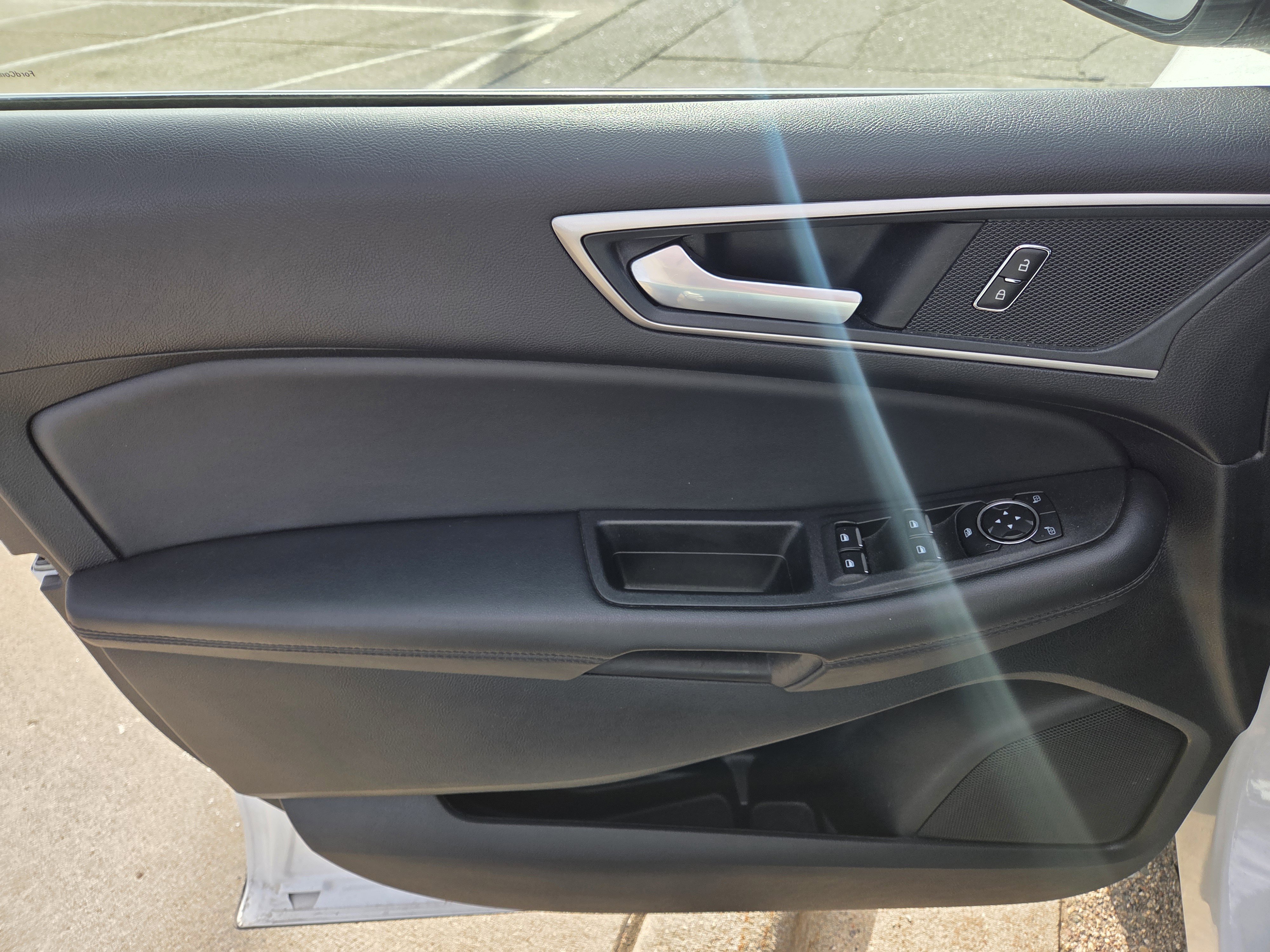Certified 2024 Ford Edge SEL AWD/4WD image 21