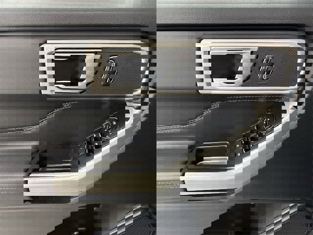 Certified 2023 Ford Explorer XLT w/ Equipment Group 202A image 5