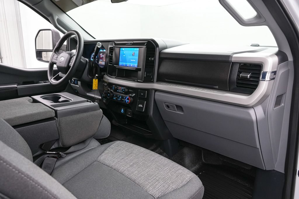 Certified 2025 Ford F250 XLT w/ FX4 Off-Road Package AWD/4WD image 21