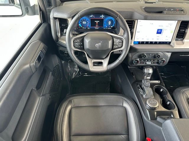 Certified 2025 Ford Bronco Outer Banks AWD/4WD image 12