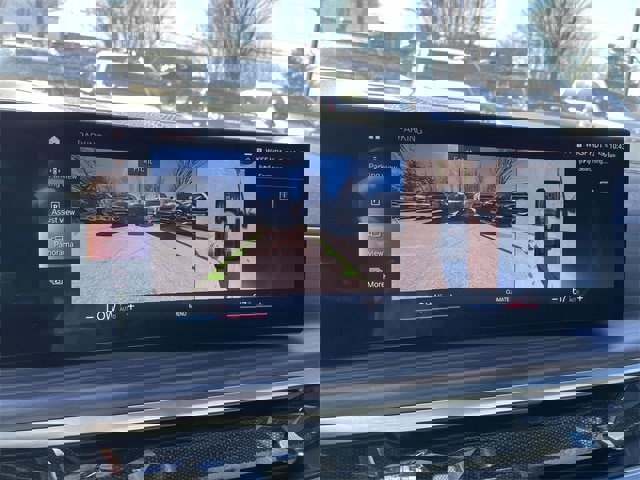 Used 2023 BMW X7 xDrive40i w/ Executive Package image 26