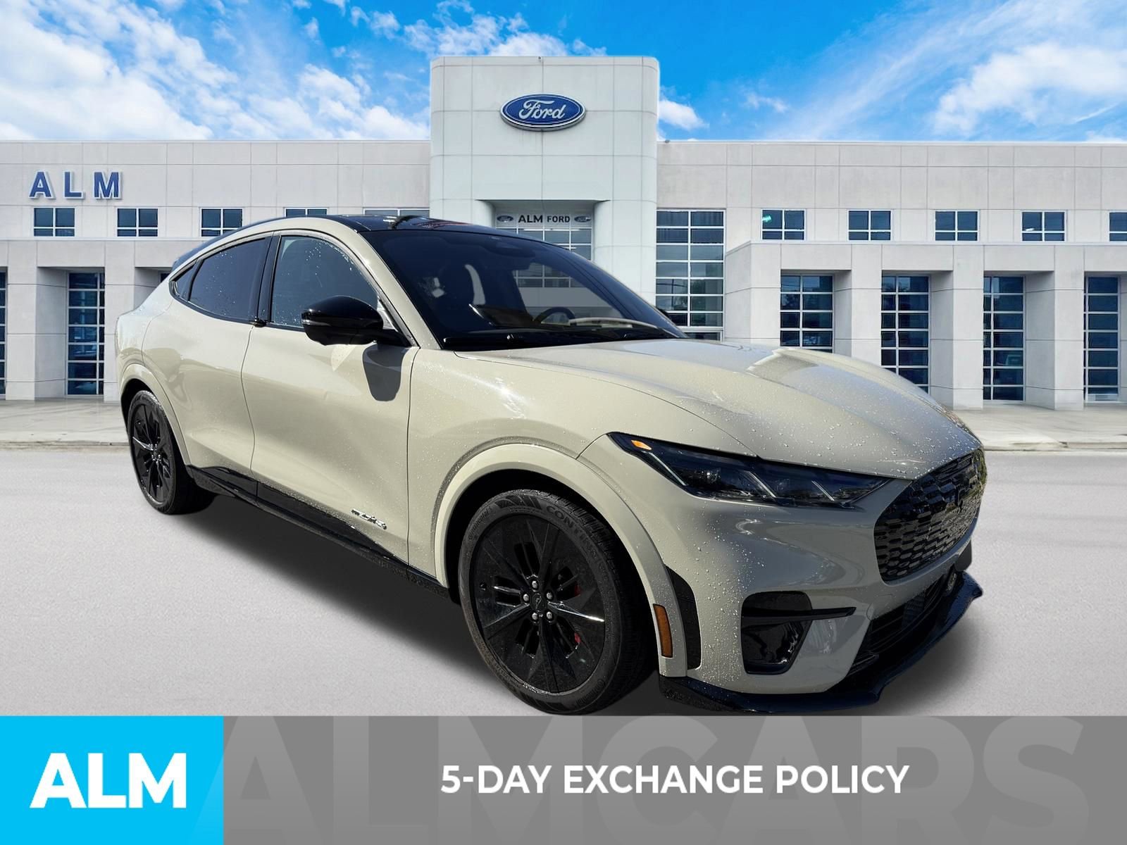 Certified 2025 Ford Mustang Mach-E GT image 3