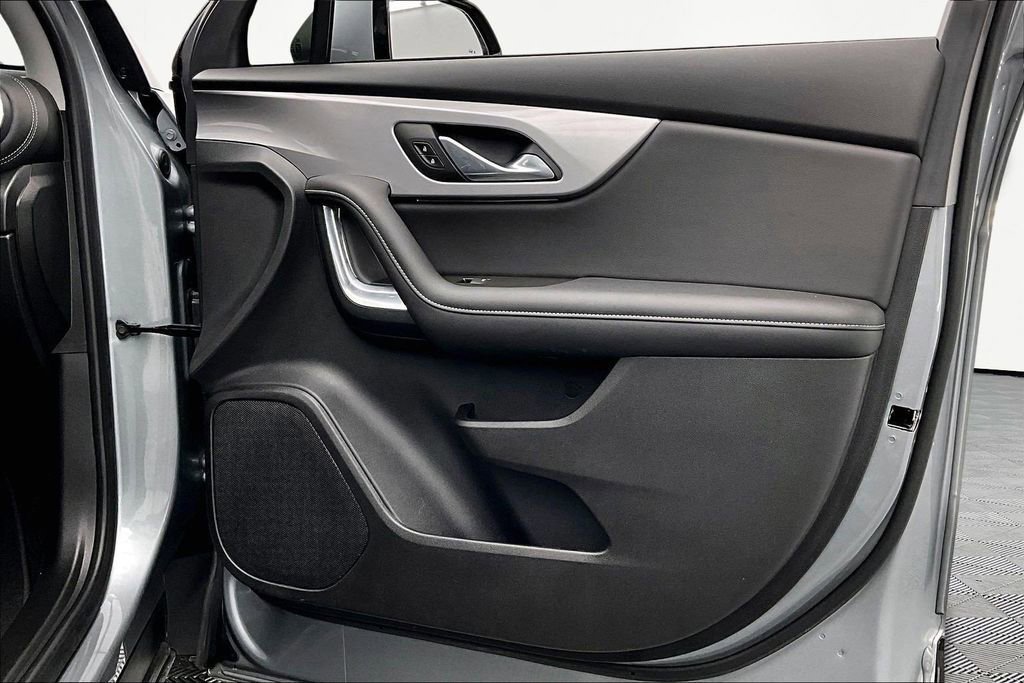 Used 2023 Chevrolet Blazer LT w/ Convenience Package image 24