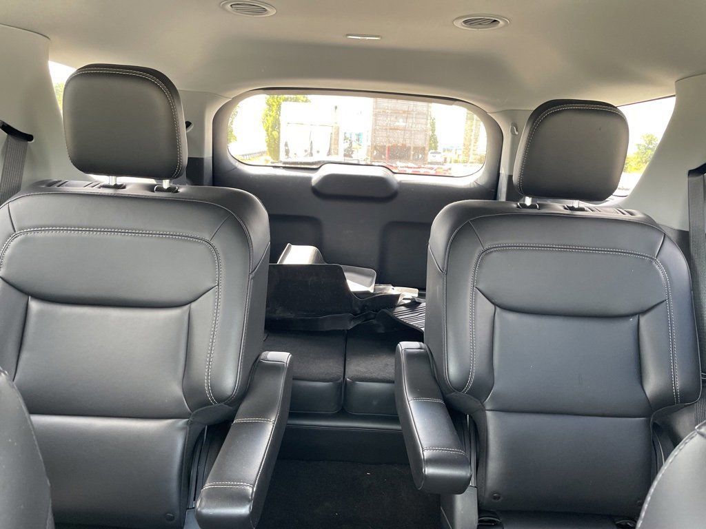 Certified 2023 Ford Explorer XLT w/ Equipment Group 202A image 18