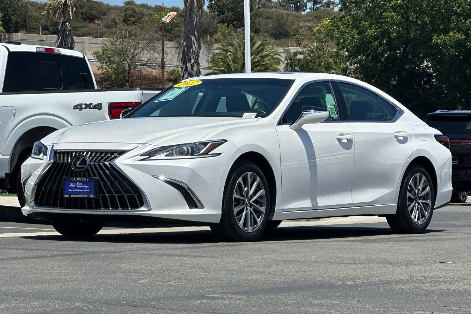 Used 2022 Lexus ES 350 w/ Accessory Package 2 FWD image 7