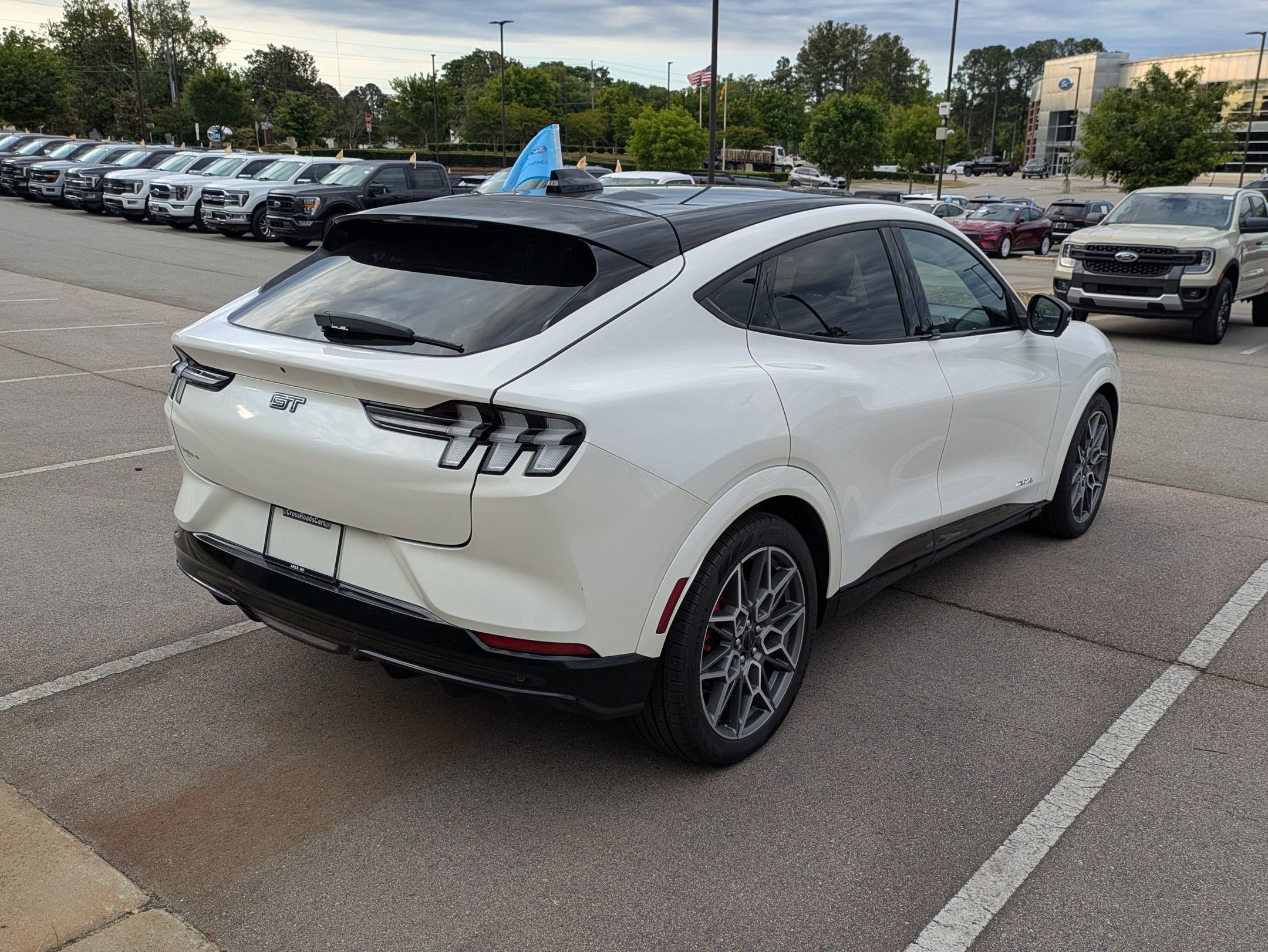 Certified 2025 Ford Mustang Mach-E GT AWD/4WD image 4