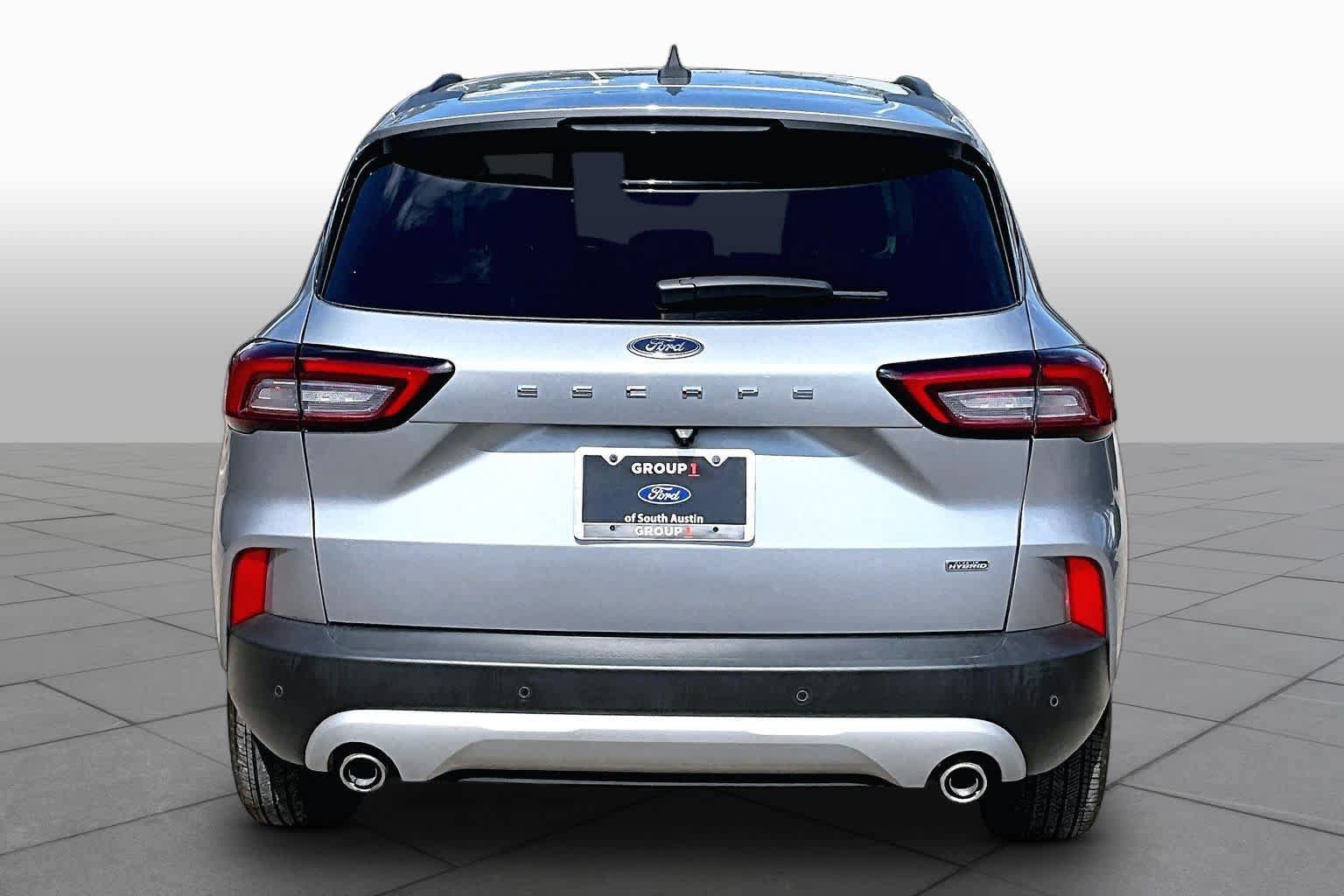 Certified 2023 Ford Escape SE w/ PHEV Premium Package FWD image 5