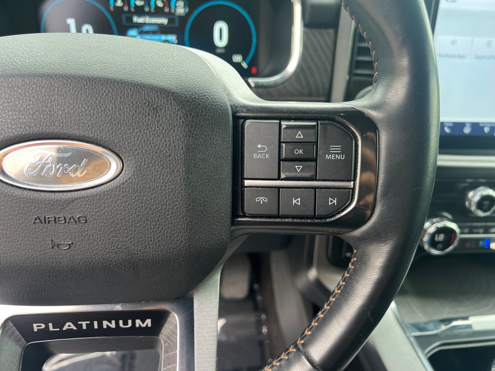 Certified 2021 Ford F150 Platinum w/ Equipment Group 701A High AWD/4WD image 17